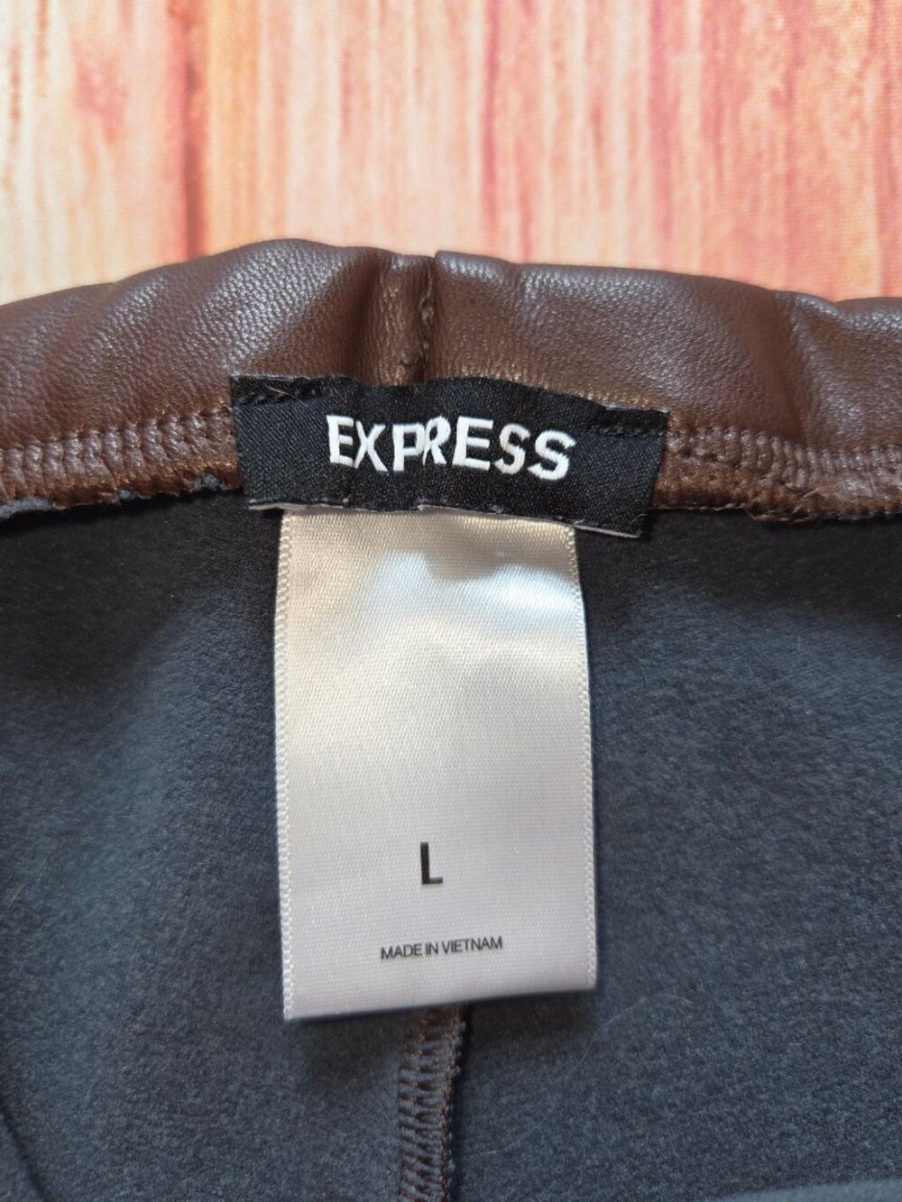 Express Womens Brown Faux Leather Leggings Size Large - Picture 4 of 7